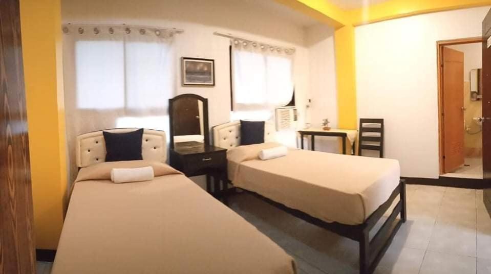 Amax Inn Cebu Mandawe Exterior foto