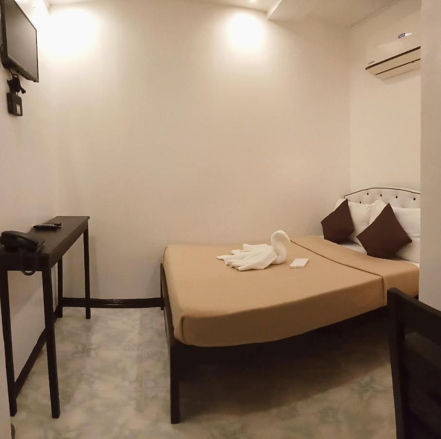 Amax Inn Cebu Mandawe Exterior foto