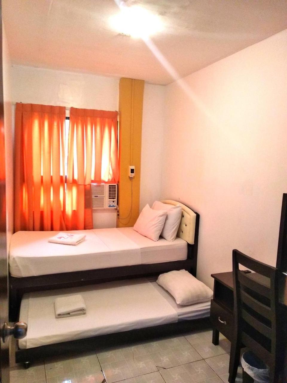 Amax Inn Cebu Mandawe Exterior foto